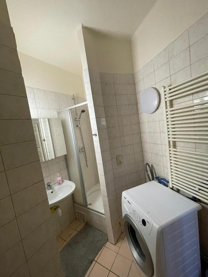 Апартаменты Rent Daily Антверпен Экстерьер фото
